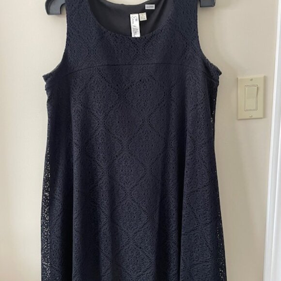 Emma & Michele Dress  - Black  - wide at the bottom - lace overlay  - size L - Picture 1 of 11